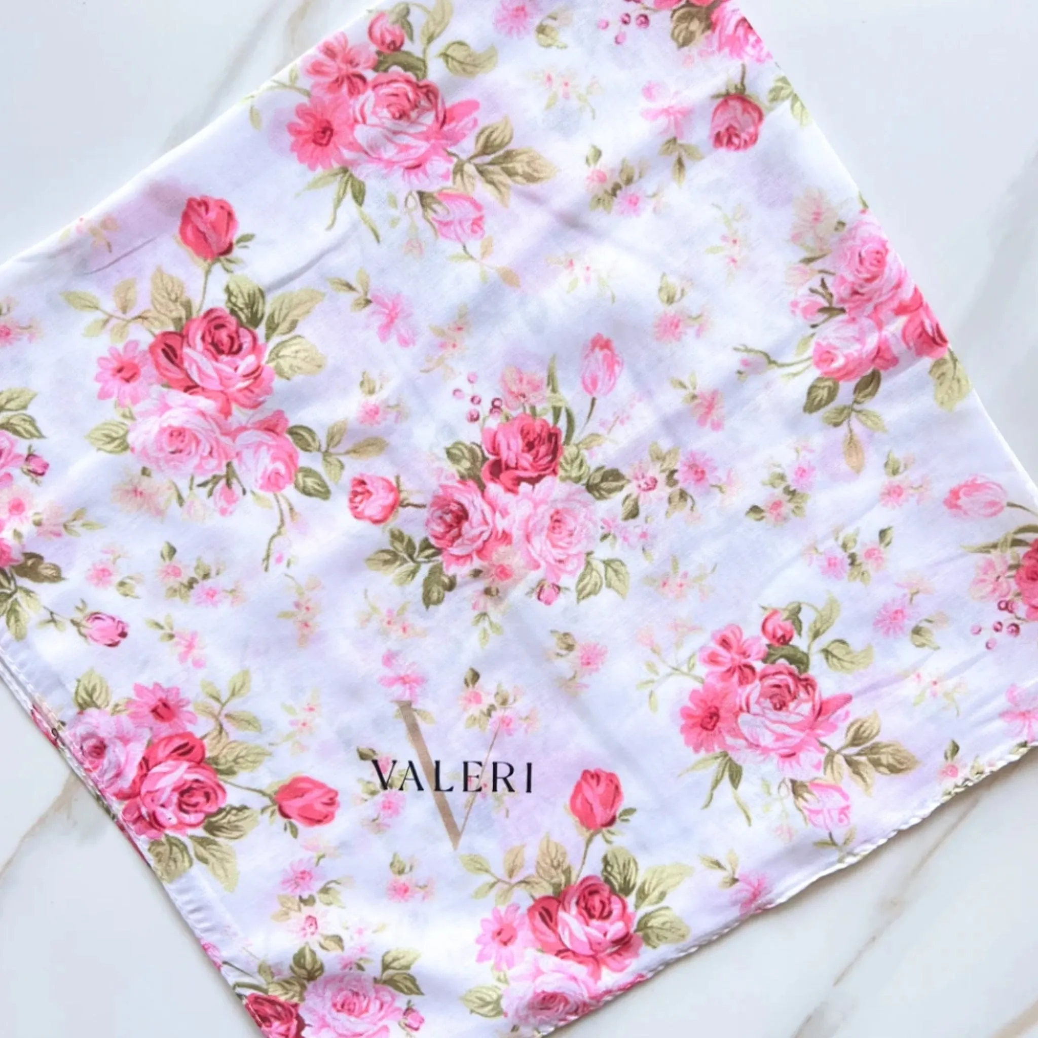 Annesly Headscarf by Valeri Many Styles