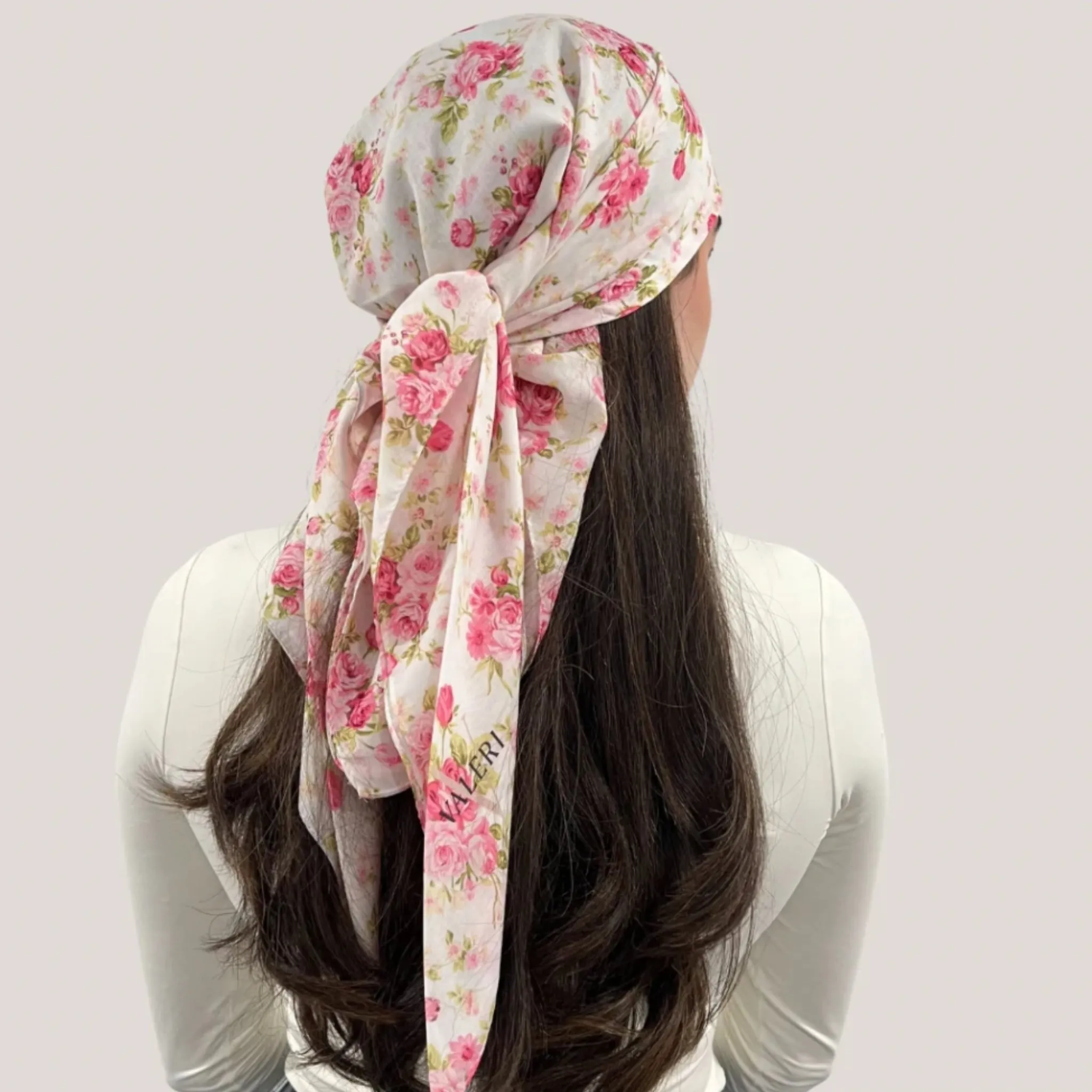 Annesly Headscarf by Valeri Many Styles