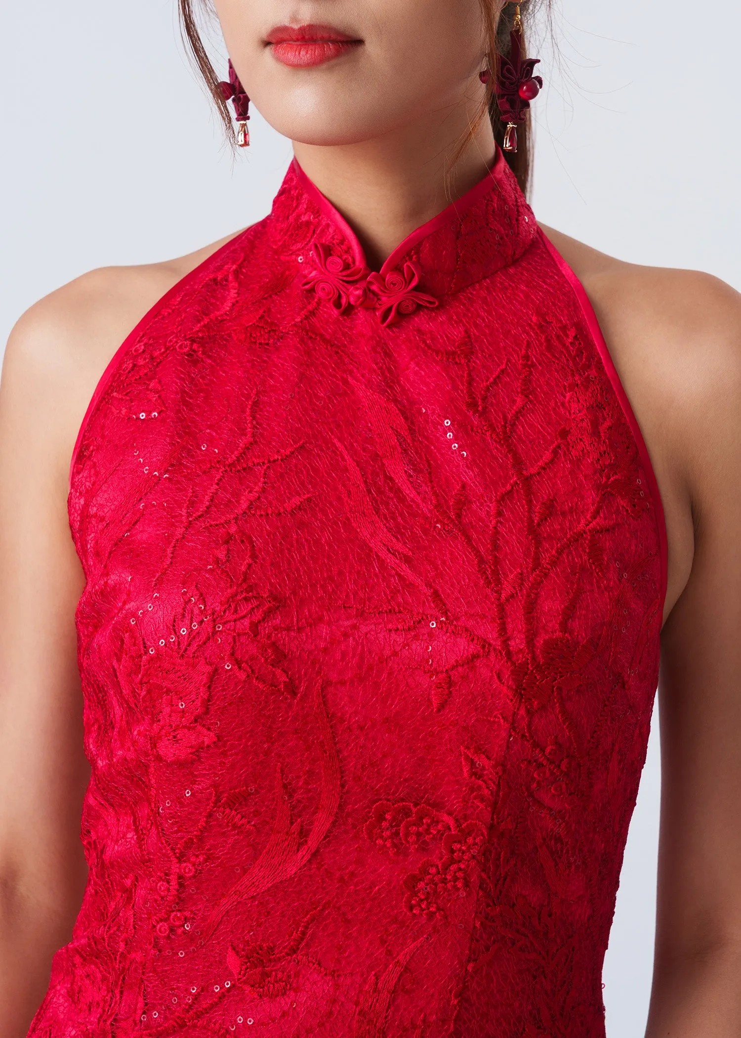 Begonia Backless Halter Bridal Qipao