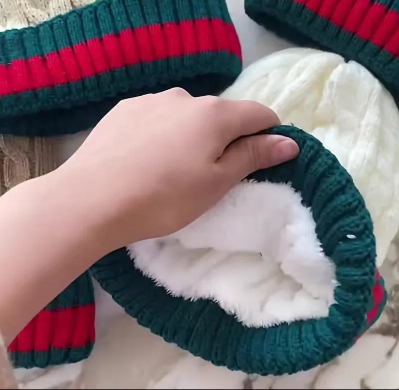 Black Men's Winter knitted hat with green and red Striped Wool Beanie