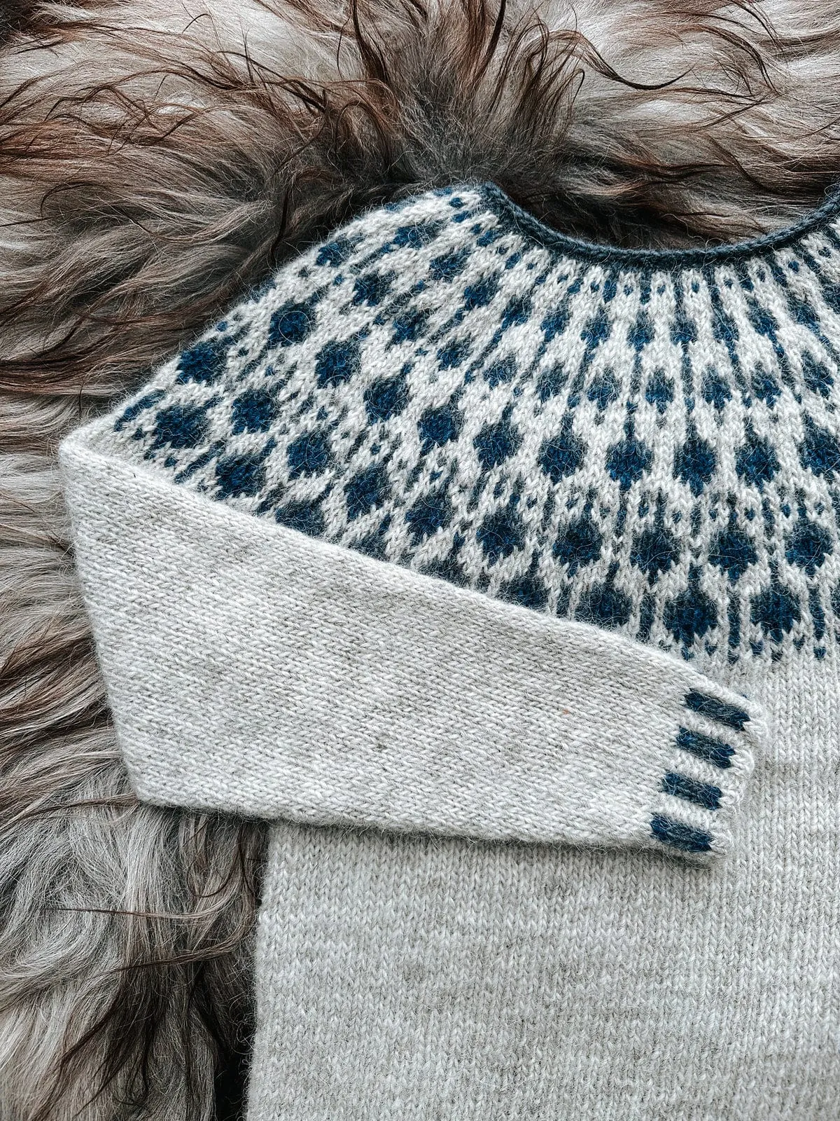 Blueberry Lettlopi Wool Sweater - Knitting kit
