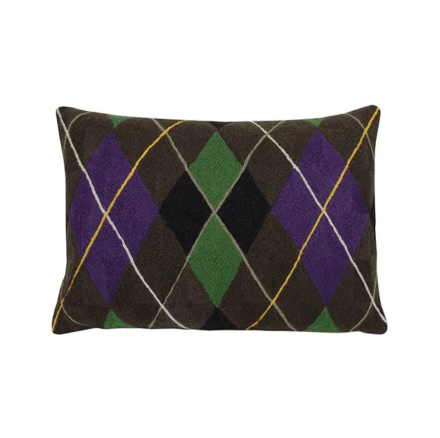 Chattan Pillow