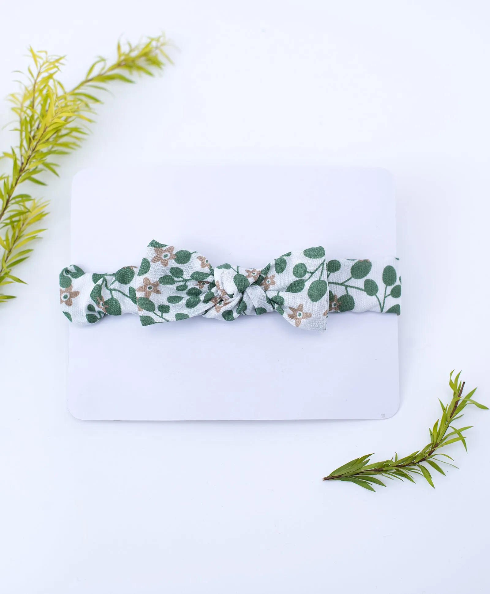 Floral Elasticated Headband- Green & White