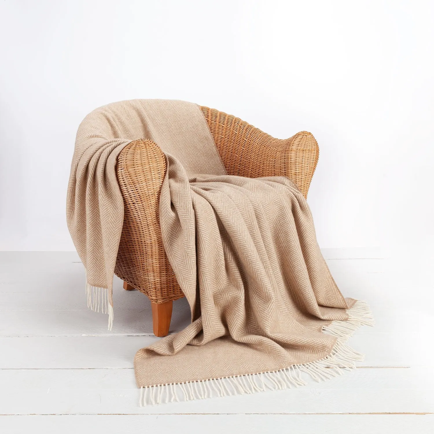 Merino Cashmere Blend Throw Beige Herringbone