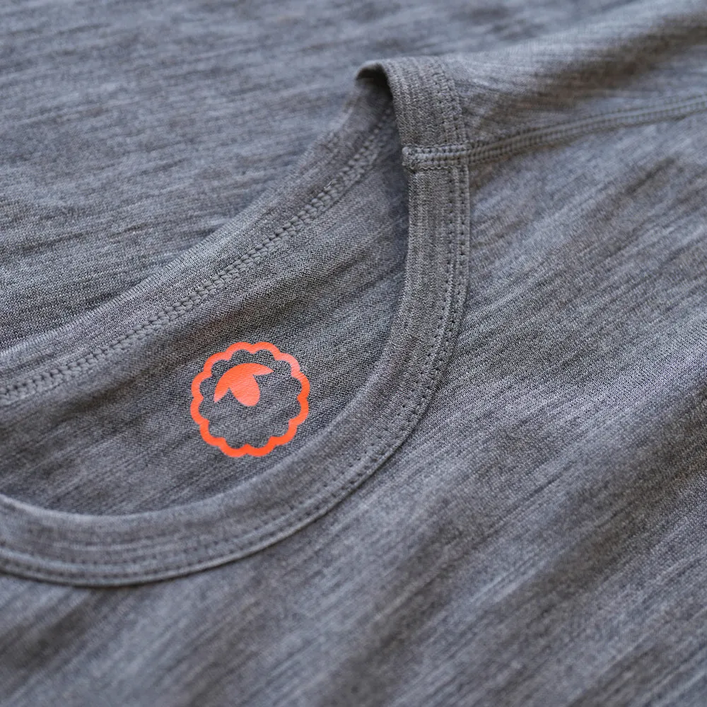 Womens Merino 150 Short Sleeve Crew (Charcoal)